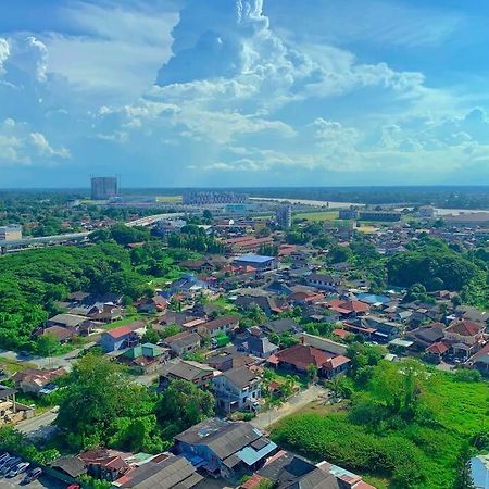 Netflix 2 Bedroom Troika Kota Bharu Homestay 1812 Екстериор снимка