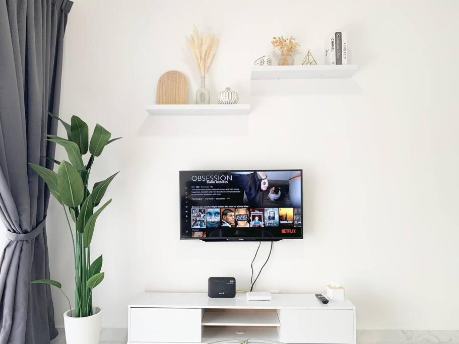Netflix 2 Bedroom Troika Kota Bharu Homestay 1812 Екстериор снимка